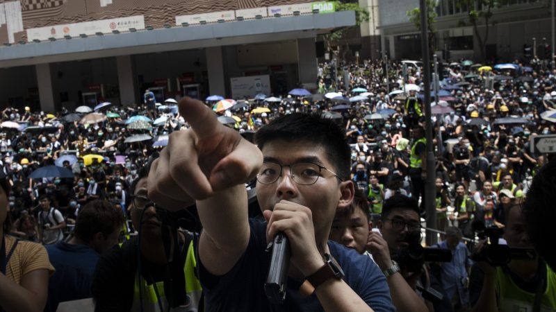 Wong fordert „Menschenrechtsklausel“ für Handelsvereinbarungen mit China – es drohen Notstandsgesetze für Hongkong