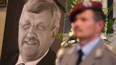 Mordfall Lübcke: Bundesanwaltschaft wirft Elmar J. vor, die spätere Tatwaffe an Stephan E. verkauft zu haben