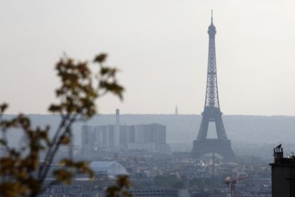 Paris droht ab Montag höchste Corona-Warnstufe