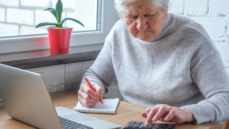 Rente wird auch noch besteuert: Steuererklärung für viele Rentner nach  Rentenerhöhung ab 1. Juli