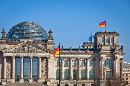 Bläh-Bundestag verursacht Mehrkosten von 111 Millionen Euro jährlich – Wahlrechtsreform soll das verhindern
