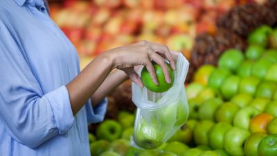 Symbolischer Beitrag für die Umwelt: Aldi verlangt künftig einen Cent für Gemüse-Plastikbeutel
