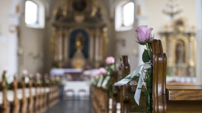 BAMF lehnt 2019 fast alle Fälle von Kirchenasyl ab