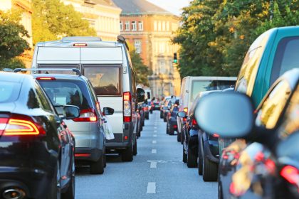 Berliner Senatorin will ÖVPN-Zwangsticket für Autofahrer einführen
