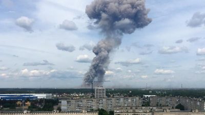 Bislang 79 Verletzte: Sprengstoff-Explosionen in Rüstungsbetrieb in Russland
