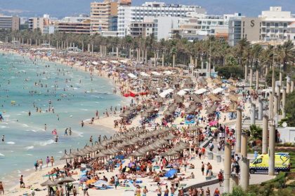 Am „Ballermann“ auf Mallorca schrillen die Alarmglocken: Macht linke Inselregierung den Tourismus kaputt?