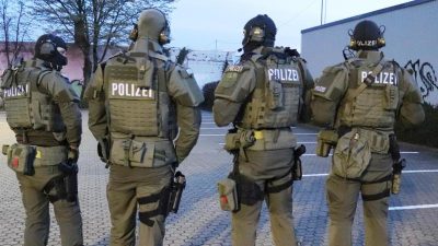 Globale Aktion: 800 Razzien weltweit – 70 Festnahmen in Deutschland gegen organisierte Kriminalität