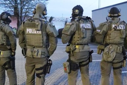Globale Aktion: 800 Razzien weltweit – 70 Festnahmen in Deutschland gegen organisierte Kriminalität