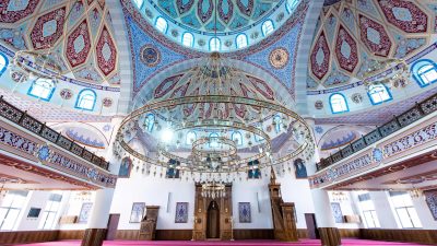 Karlsruhe nimmt Klage wegen Moscheebesuchs mit Schulklasse nicht an