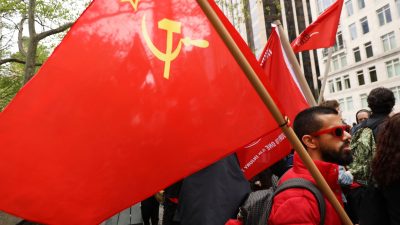Prochinesische Kommunisten arbeiten daran, 40 Millionen neue Wähler gegen Trump zu mobilisieren