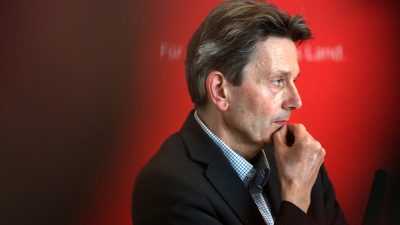 „Plumper Antiamerikanismus“: Mützenich stößt mit Rassismus-Vorwurf gegen Trump auf Kritik bei CDU und FDP
