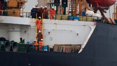 Gibraltar: Offiziere des festgesetzten iranischen Supertankers wieder auf freiem Fuß