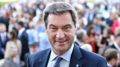 CSU-Chef Söder begrüßt AKK als Ministerin – Merkels Gesundheit hat bei Entscheidung keine Rolle gespielt