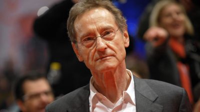Bernhard Schlink beklagt: „Politik, die keine Alternativen kennt und daher auch keine Kritik und keine Kontroverse“