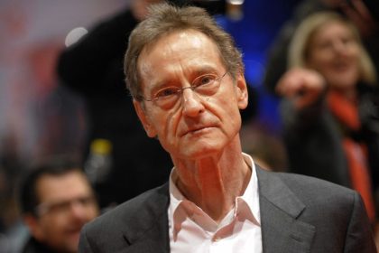 Bernhard Schlink beklagt: „Politik, die keine Alternativen kennt und daher auch keine Kritik und keine Kontroverse“