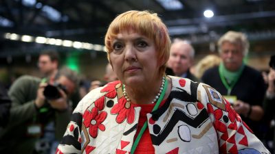 Grünen-Politikerin Roth verlangt Kurswechsel in Asylpolitik