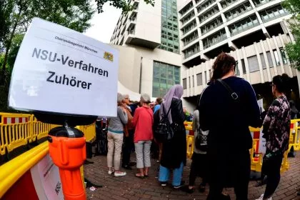 Familie von erstem NSU-Opfer fühlt sich durch Behörden “kaputtgemacht”