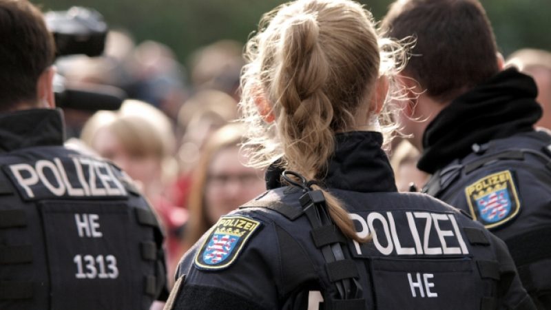 „Hurensöhne“ in NRW: Verbale Gewalt gegen Polizisten nimmt zu