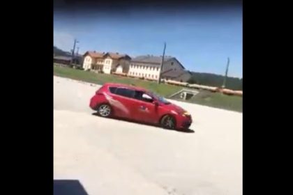 Verkehrstauglich? Vierter Anlauf bei Führerscheinprüfung – Afghane (33) zeigte, was er kann, alle gingen in Deckung