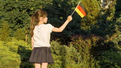 „Flüchtlinge im eigenen Land“: Psychologe sieht „Wertschätzungsdefizit“, das Deutschland zerreißt