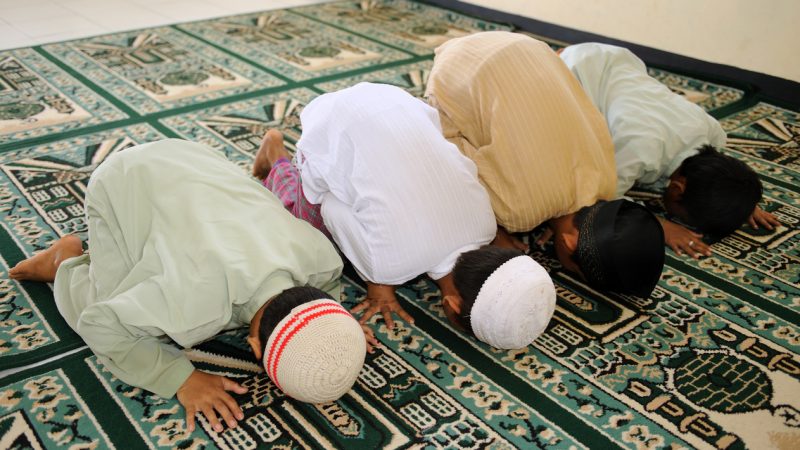 Moscheebesuch in Loiching: Islam-Propaganda oder Religionsunterricht?