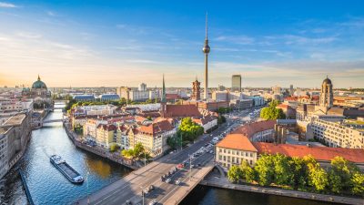 „Klimahauptstadt Berlin“: Berliner Grünen-Chefin will Innenstadt bis 2030 frei von Verbrennungsmotoren haben