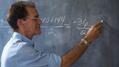79-jährige Lehrer an sächsischen Schulen – und es sollen noch mehr werden