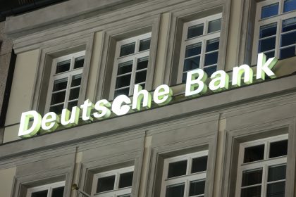 Größter Betrug in der Finanzgeschichte: USA ermitteln wegen 1MDB-Skandal gegen Deutsche Bank
