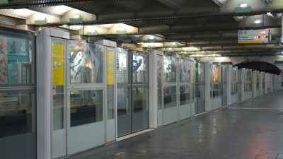 Diskussion über Sicherheit an Bahnhöfen nach tödlicher Attacke von Frankfurt