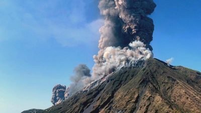 Heftiger Ausbruch des Vulkans Stromboli – Ein Toter