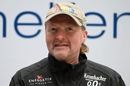 Joey Kelly will mit Kleinbus nach China fahren