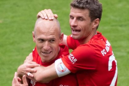 Thomas Müller dankt Arjen Robben: «Immer in unseren Herzen»