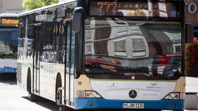 Gratis-Busfahrten für alle? Zwei Kleinstädte fahren voran