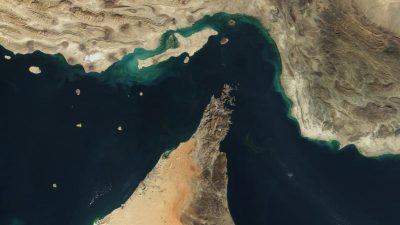 US-Marineschiff zerstört iranische Drohne –  Teheran: USA könnten „irrtümlich“ eigene Drohne abgeschossen haben