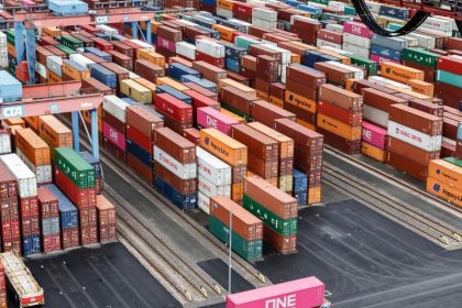Deutschlands Exporte in Drittstaaten im Juli gesunken