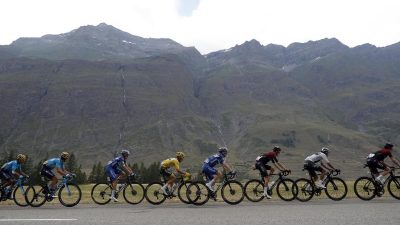 Tour de France: 19. Etappe wegen Schneefalls gestoppt