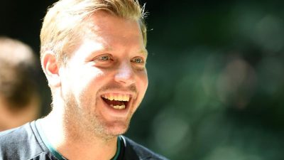 Trainer Kohfeldt bleibt bis 2023 bei Werder Bremen