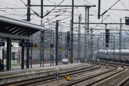  Sturmtief „Mortimer“: Bahn stellt Fernverkehr im Norden teilweise ein