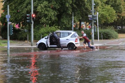Wetterwarnung für Bayern: Gewitterzellen von Südosten