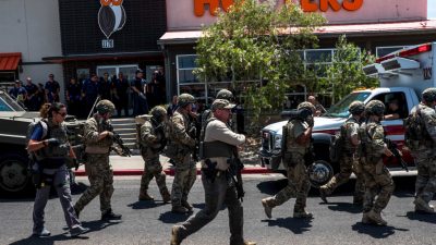 El Paso: Schüsse in Supermarkt in Texas – Mindestens 20 Tote – „Inlands-Terrorismus“