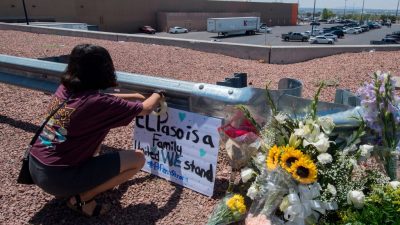 NEWSTICKER: Merkel schickt Kondolenztelegramm – US-Justiz betrachtet Angriff von El Paso als Terrorakt