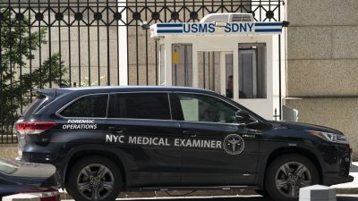 „NYT“: Epstein-Wärter schliefen zum Zeitpunkt des Todes und fälschten dann ihren Arbeitsbericht
