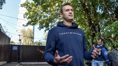 Nawalny nach 30 Tagen Haft aus Gefängnis entlassen