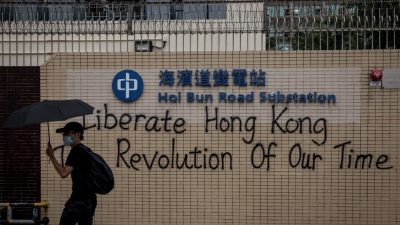12-Jähriger wegen Unterstützung der Proteste in Hongkong verurteilt – Stimmungsbarometer Regionalwahl