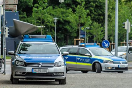 Wiesloch: 20 Bewaffnete dringen in Haus ein – elf Polizei-Streifenwagen, keine Festnahmen