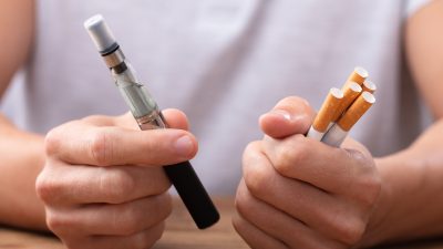 Lungenprobleme nach E-Zigaretten: Erster Toter in den USA