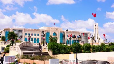Knapp hundert Kandidaten wollen bei Präsidentenwahl in Tunesien antreten
