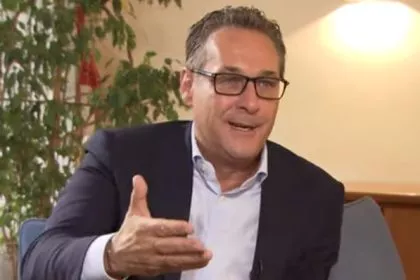 Ibiza, Schreddern & EU: Straches erstes Interview nach Politbeben in Österreich – Dann kam die Razzia …