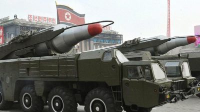 Nordkorea nimmt erneut Waffentest vor und feuert zwei Kurzstrecken-Raketen ab