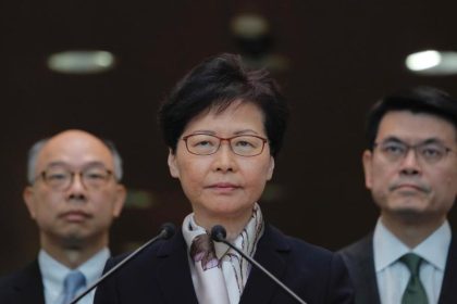 Hongkongs Regierungschefin schließt chinesische Hilfe nicht mehr aus